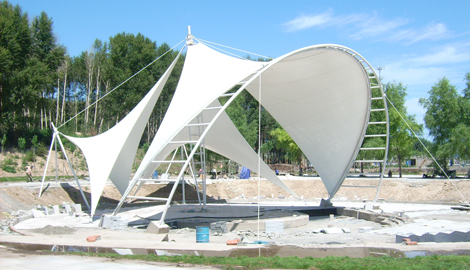 乐竞官网在线登录中桅杆的作用 乐竞官网在线登录中桅杆的作用